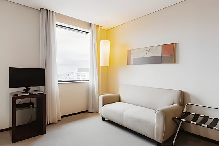 Flat espaçoso, localização privilegiada ap 1503