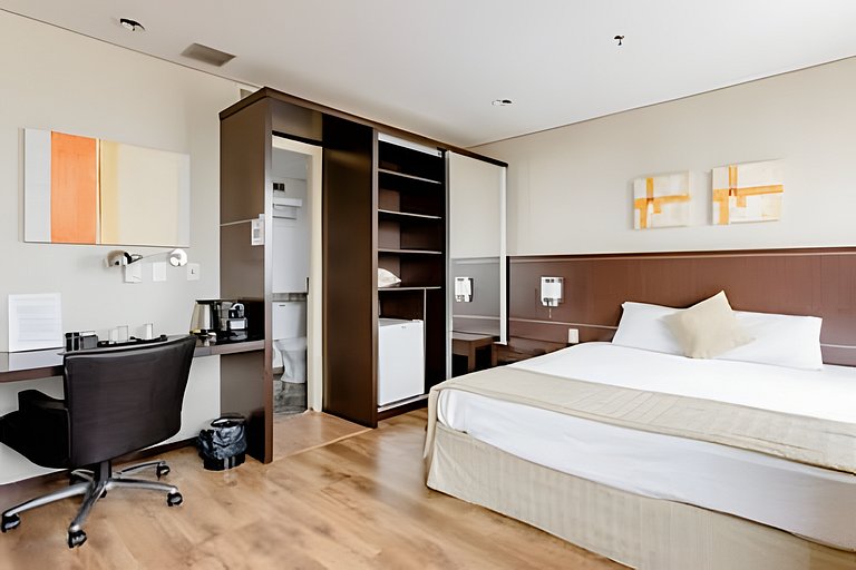 Flat espaçoso, localização privilegiada ap 1209