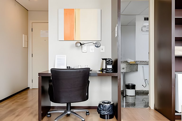 Flat espaçoso, localização privilegiada ap 1209
