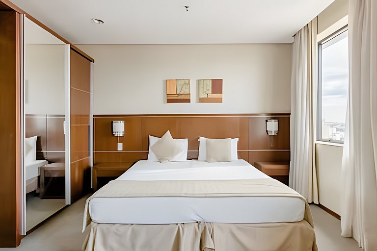 Flat espaçoso, localização privilegiada ap 1106