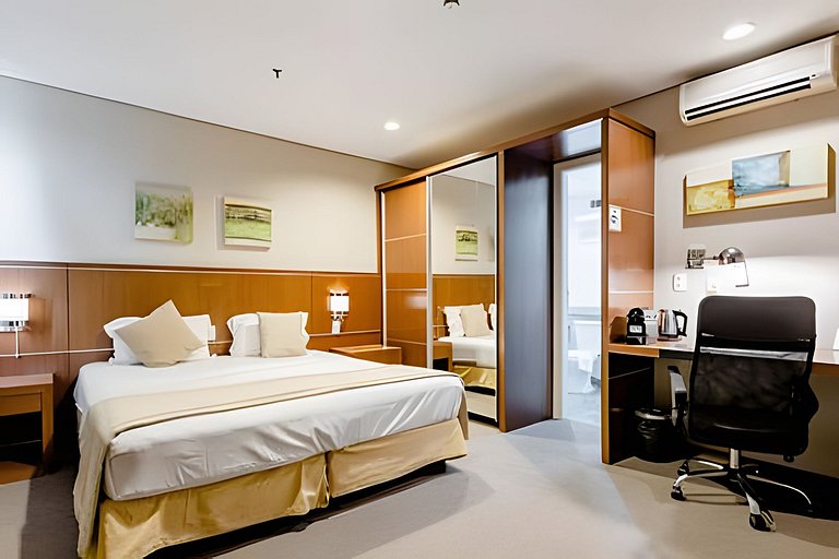Flat espaçoso, localização privilegiada ap 1507