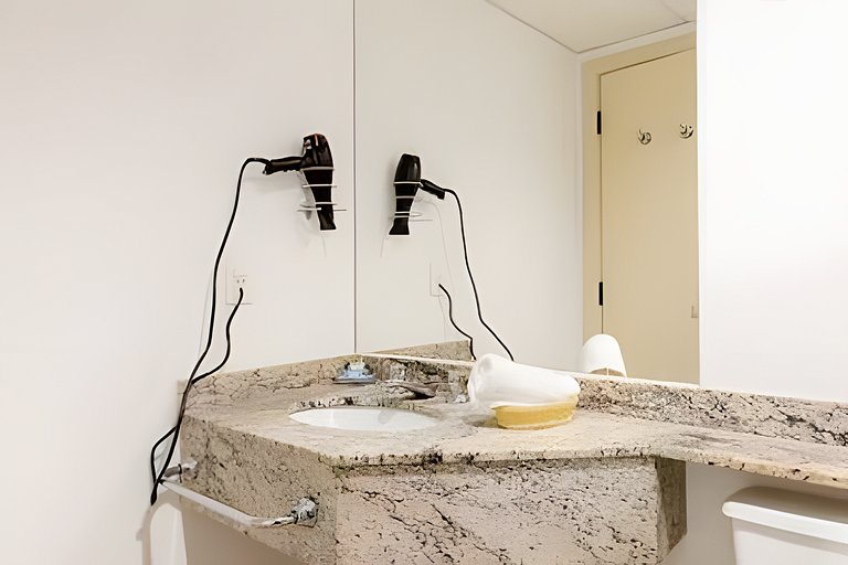 Flat espaçoso, localização privilegiada ap 1507