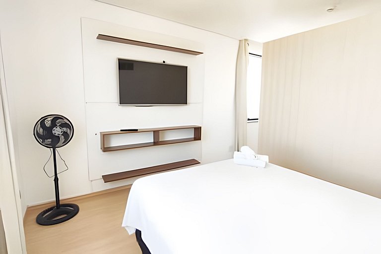 Flat espaçoso c/copa localização privilegiada 1802
