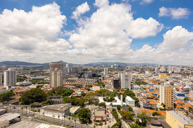 Flat espaçoso,c/copa localização privilegiada 1304