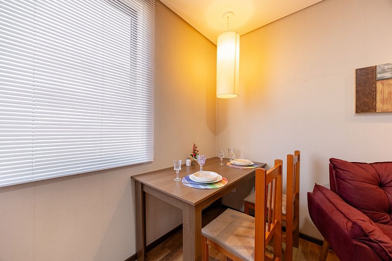 Flat espaçoso,c/copa localização privilegiada 1304