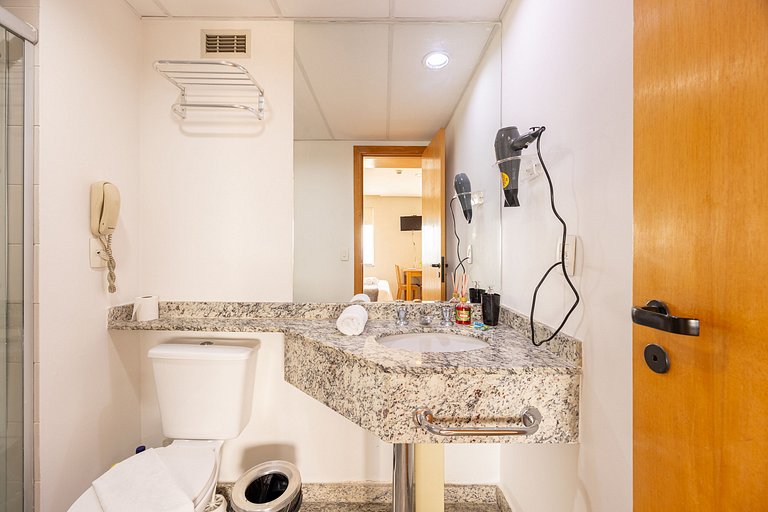Flat com copa - com  1 vaga - UN1203