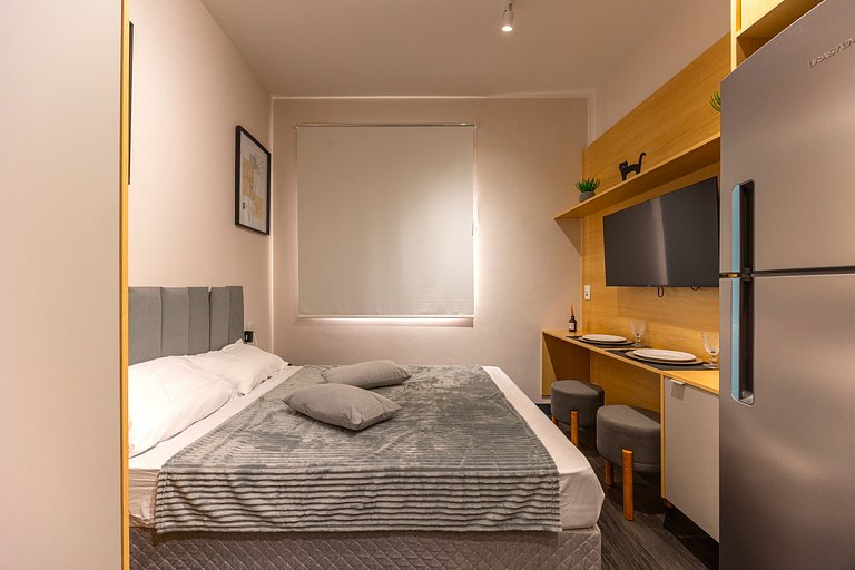 Hospedez- Estúdio c/1 vaga ap306