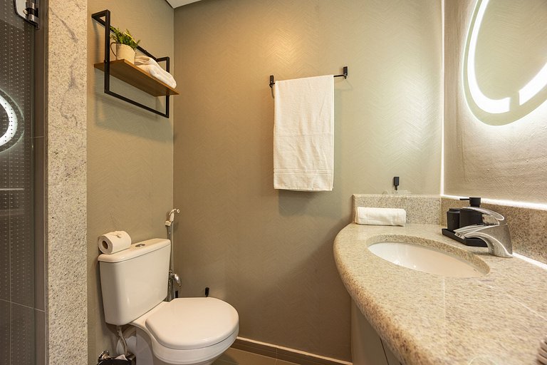 Hospedez- Estúdio c/1 vaga ap306