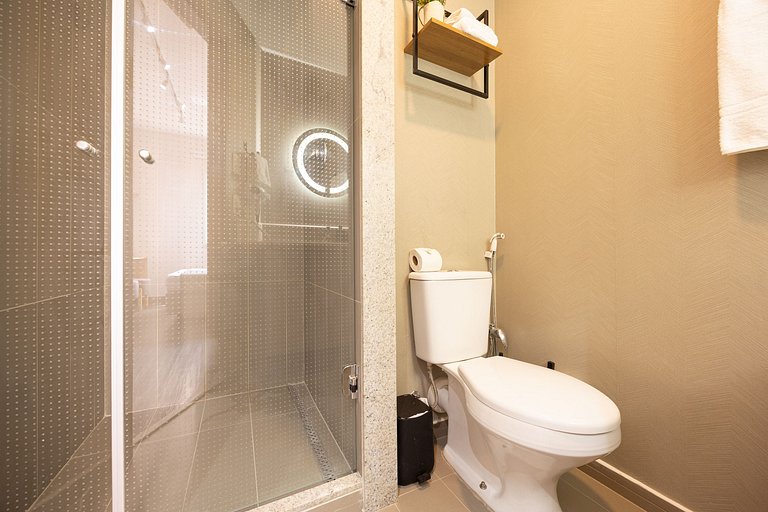 Hospedez- Estúdio c/1 vaga ap306