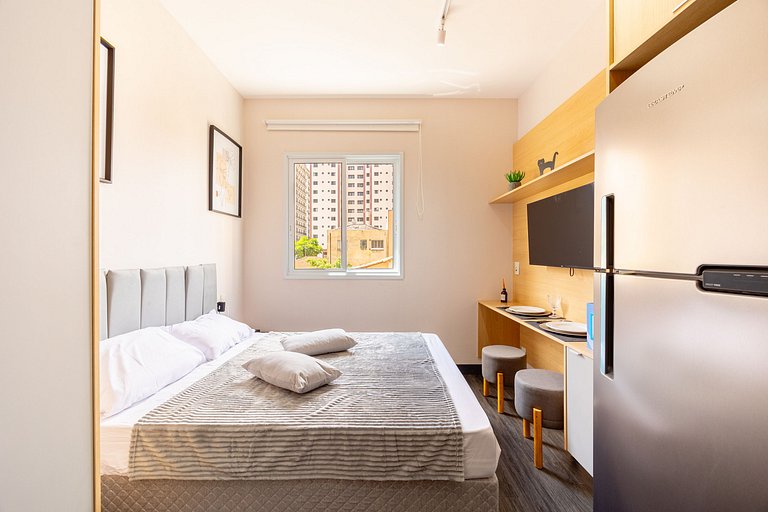 Hospedez- Estúdio c/1 vaga ap306