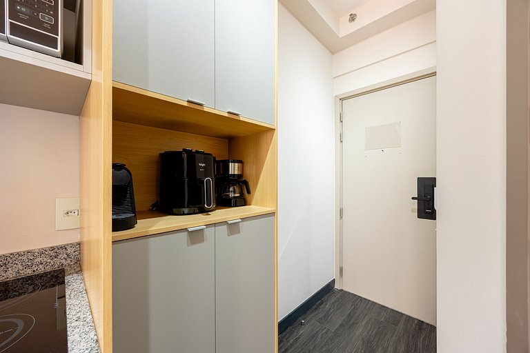 Hospedez- Estúdio c/1 vaga ap306