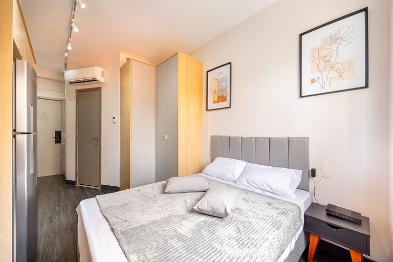 Hospedez- Estúdio c/1 vaga ap306