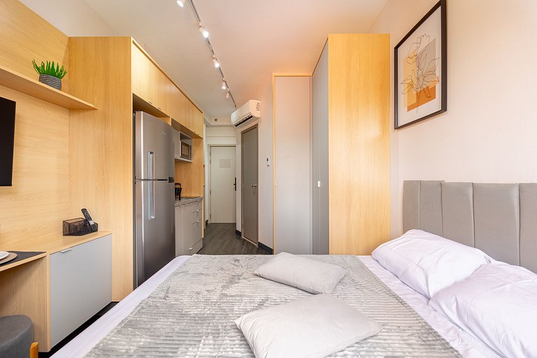 Hospedez- Estúdio c/1 vaga ap306