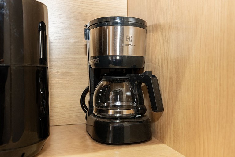 Hospedez- Estúdio c/1 vaga ap306