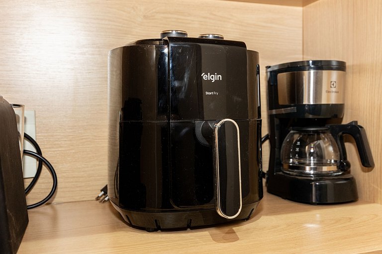 Hospedez- Estúdio c/1 vaga ap306