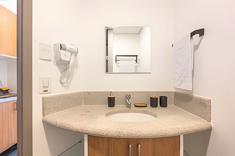 Hospedez - Estudio prox. a GM ap110