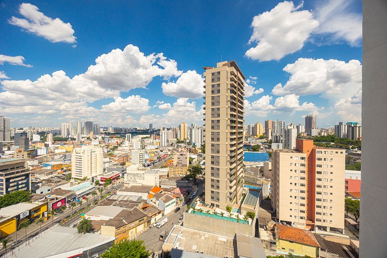 Flat com 1 vaga estacionamento | UN 1204