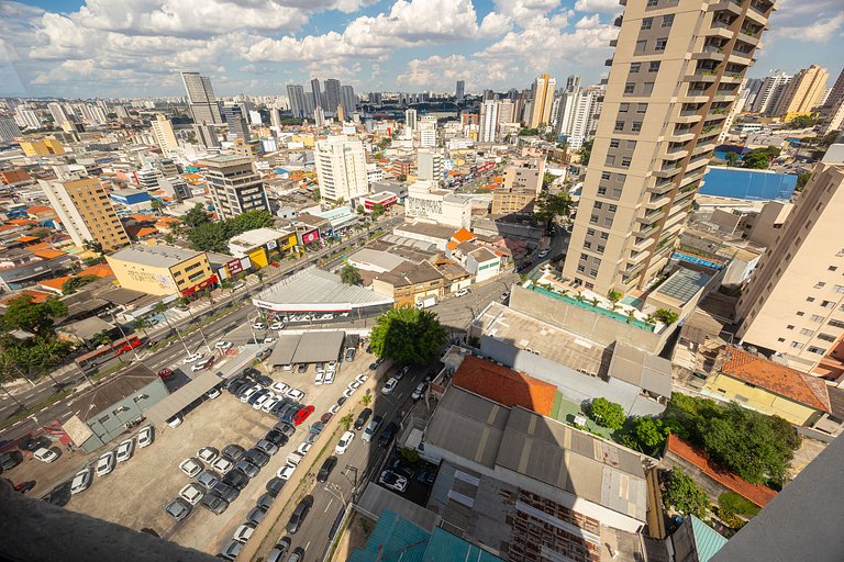 Flat com 1 vaga estacionamento | UN 1204