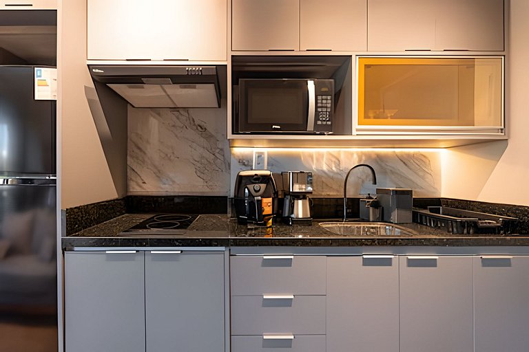 Estúdio Moderno no Bresser • Próx. Metrô • AP 103