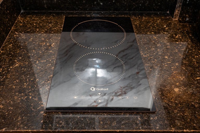 Estúdio Moderno no Bresser • Próx. Metrô • AP 103