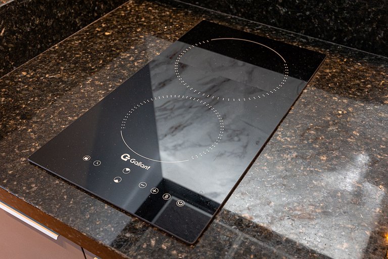 Estúdio Moderno no Bresser • Próx. Metrô • AP 103