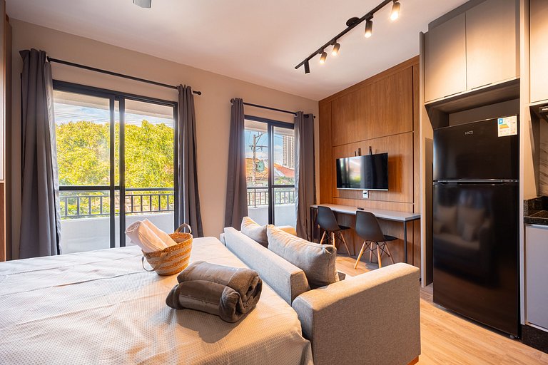 Estúdio Moderno no Bresser • Próx. Metrô • AP 103