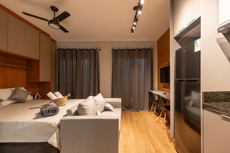 Estúdio Moderno no Bresser • Próx. Metrô • AP 103