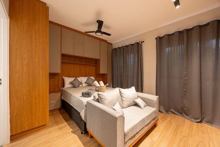 Estúdio Moderno no Bresser • Próx. Metrô • AP 103