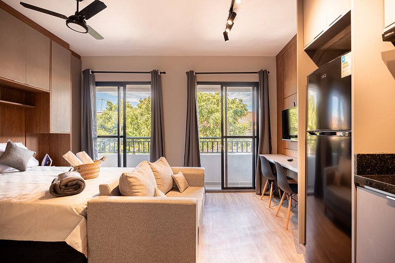 Estúdio Moderno no Bresser • Próx. Metrô • AP 103