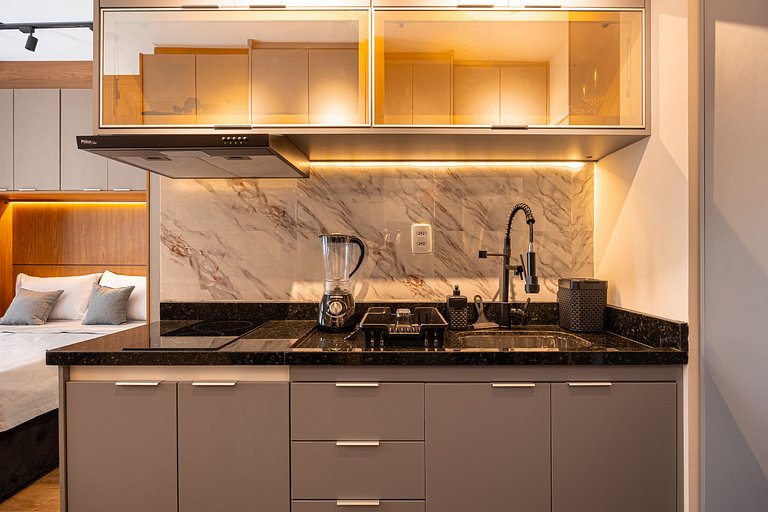 Estúdio Moderno no Bresser • Próx. Metrô • AP 113