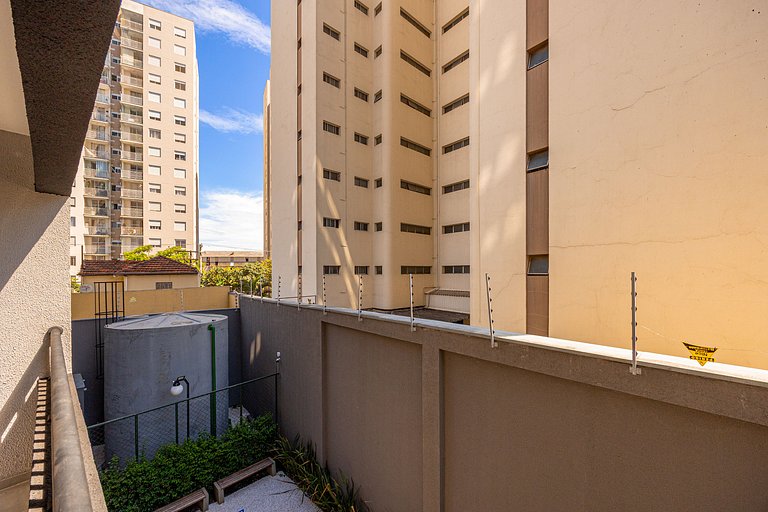 Estúdio Moderno no Bresser • Próx. Metrô • AP 113