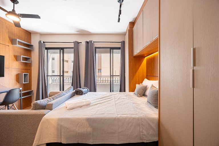 Estúdio Moderno no Bresser • Próx. Metrô • AP 113