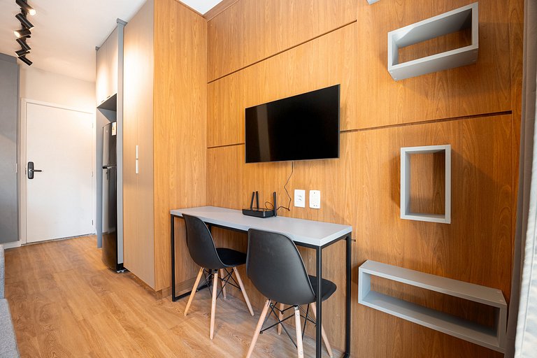 Estúdio Moderno no Bresser • Próx. Metrô • AP 113