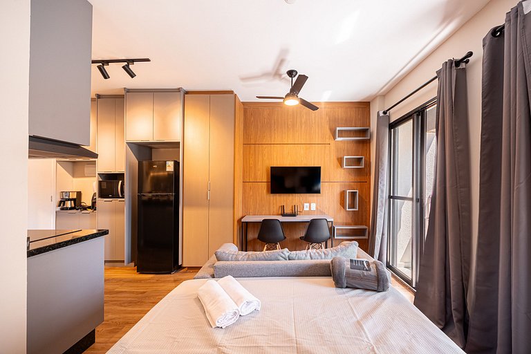 Estúdio Moderno no Bresser • Próx. Metrô • AP 113