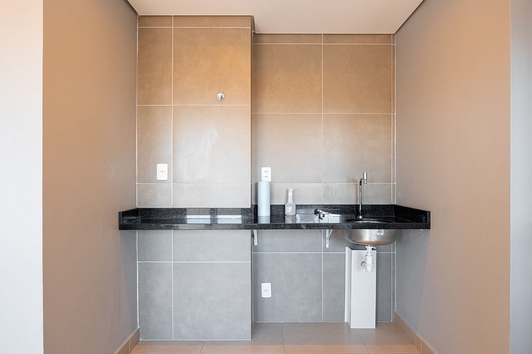 Estúdio Moderno no Bresser • Próx. Metrô • AP 113