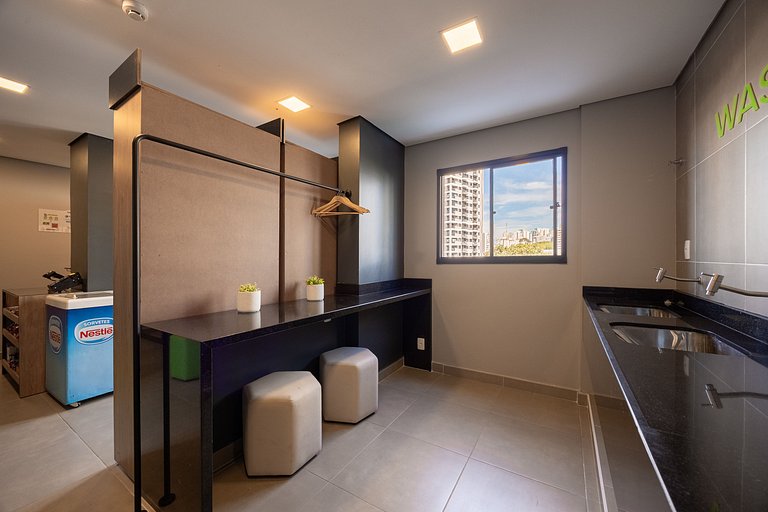 Estúdio Moderno no Bresser • Próx. Metrô • AP 113