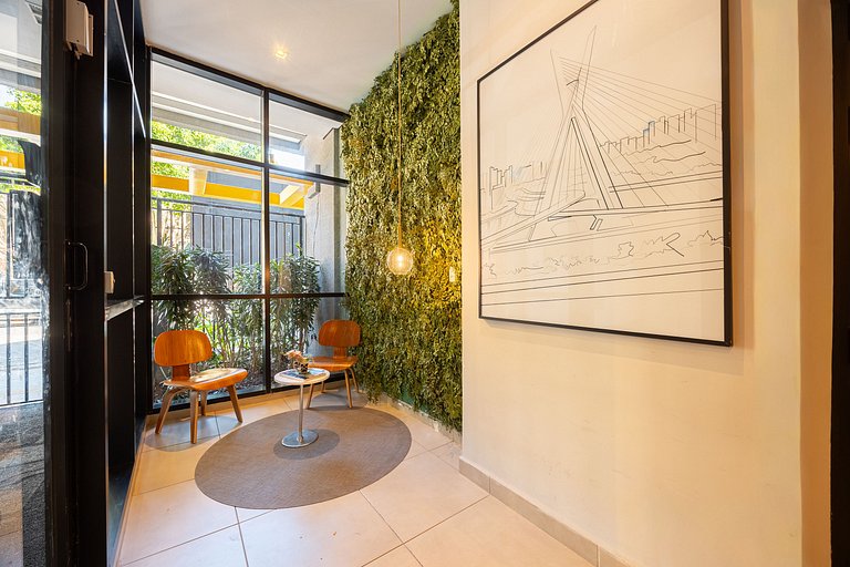 Estúdio Moderno no Bresser • Próx. Metrô • AP 113