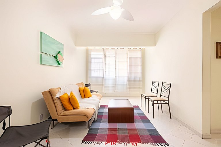 Apartamento pé na areia Praia dos Milionários.