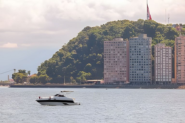 Apartamento pé na areia Praia dos Milionários.