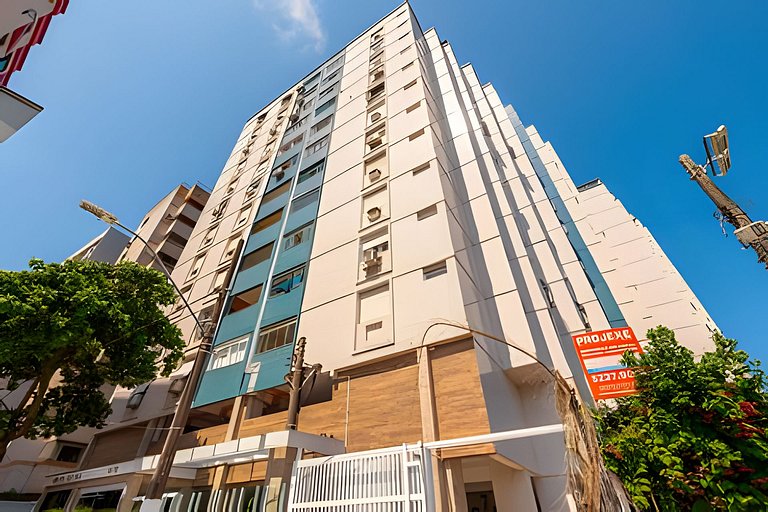 Apartamento pé na areia Praia dos Milionários.