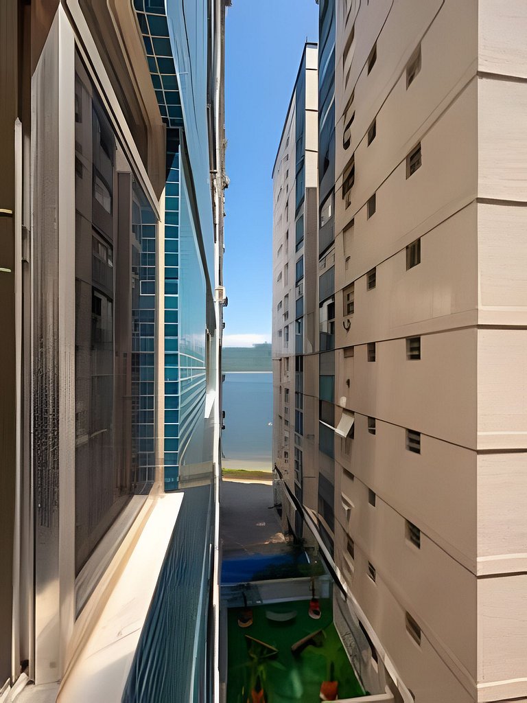 Apartamento pé na areia Praia dos Milionários.