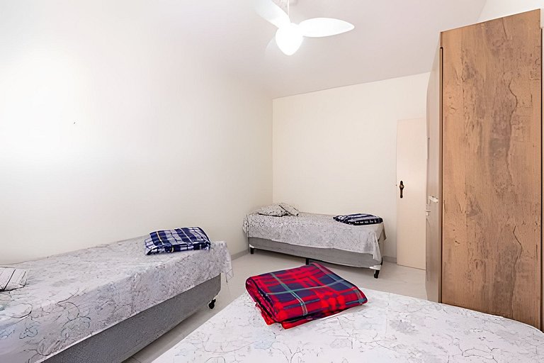 Apartamento pé na areia Praia dos Milionários.