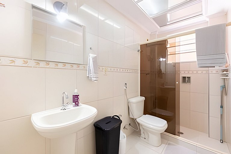 Apartamento pé na areia Praia dos Milionários.