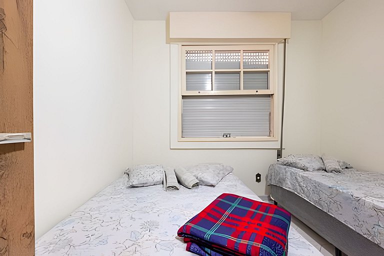 Apartamento pé na areia Praia dos Milionários.