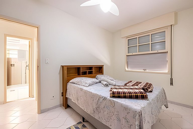 Apartamento pé na areia Praia dos Milionários.