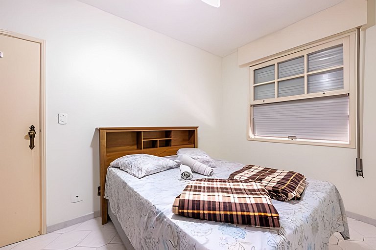 Apartamento pé na areia Praia dos Milionários.