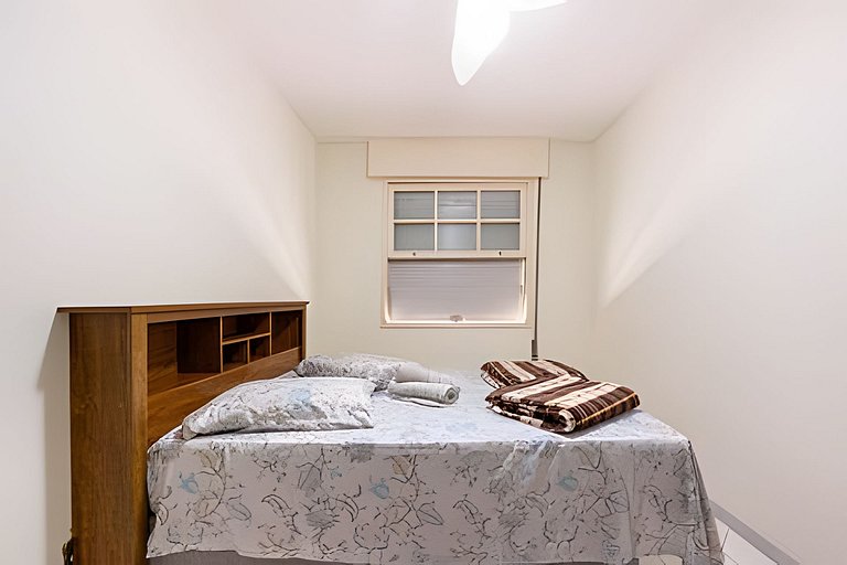 Apartamento pé na areia Praia dos Milionários.