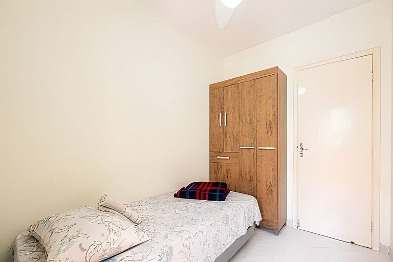 Apartamento pé na areia Praia dos Milionários.