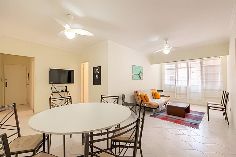 Apartamento pé na areia Praia dos Milionários.