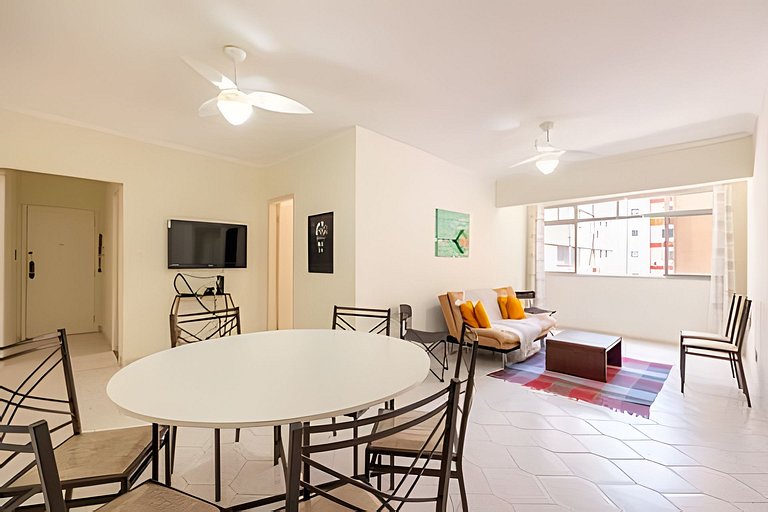 Apartamento pé na areia Praia dos Milionários.